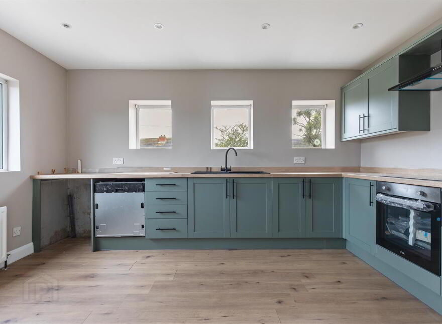 102 Moss Road, Millisle, BT22 2DS