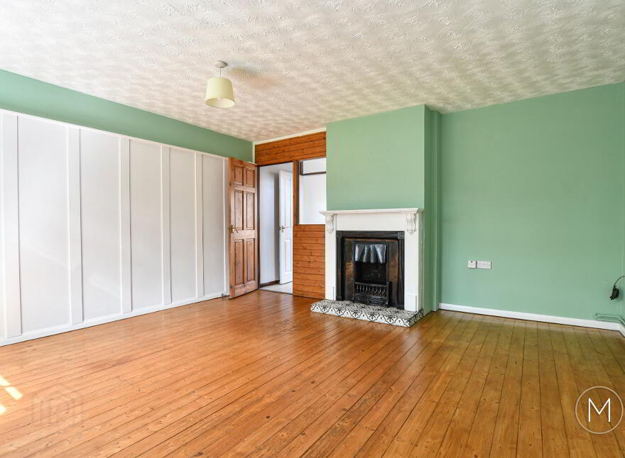 5 Oaklands, Antrim, BT41 1LS