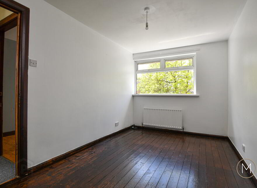 5 Oaklands, Antrim, BT41 1LS