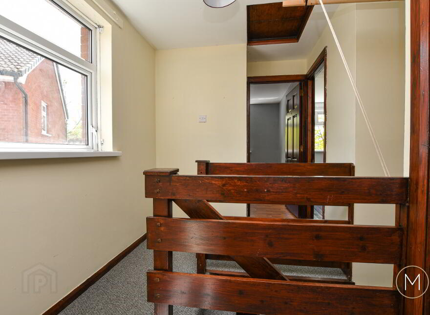 5 Oaklands, Antrim, BT41 1LS