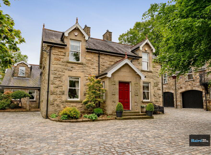 Cullion House, 9 Cullenfad Road, Castlecaulfield, Dungannon, BT70 1RV