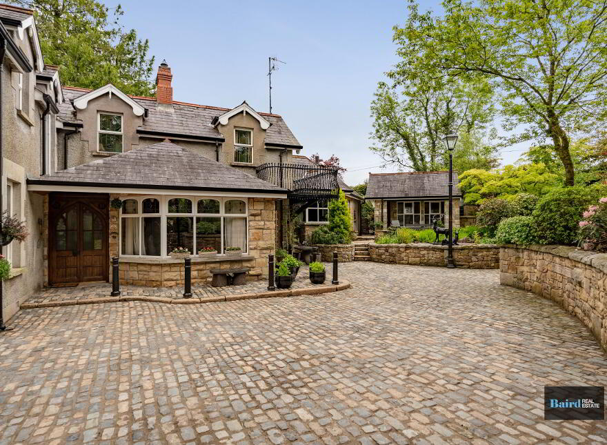 Cullion House, 9 Cullenfad Road, Castlecaulfield, Dungannon, BT70 1RV