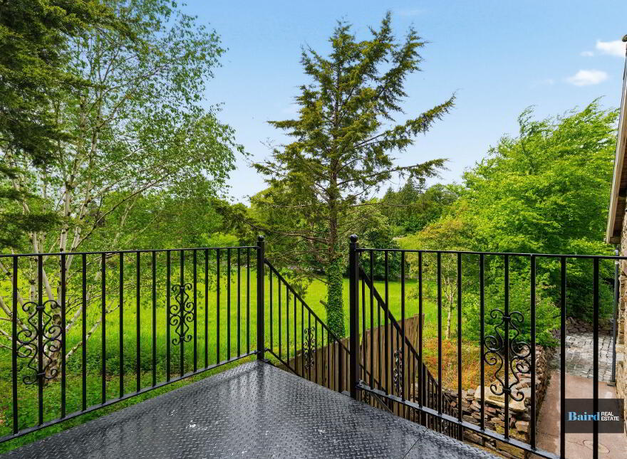 Cullion House, 9 Cullenfad Road, Castlecaulfield, Dungannon, BT70 1RV
