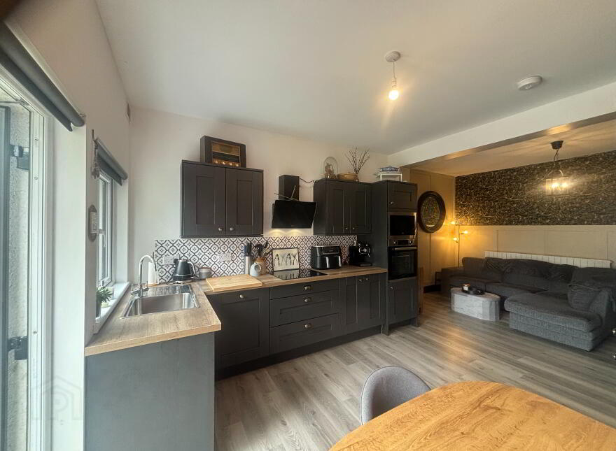 9 Laburnum Square North Rd, Drogheda, A92XEH6