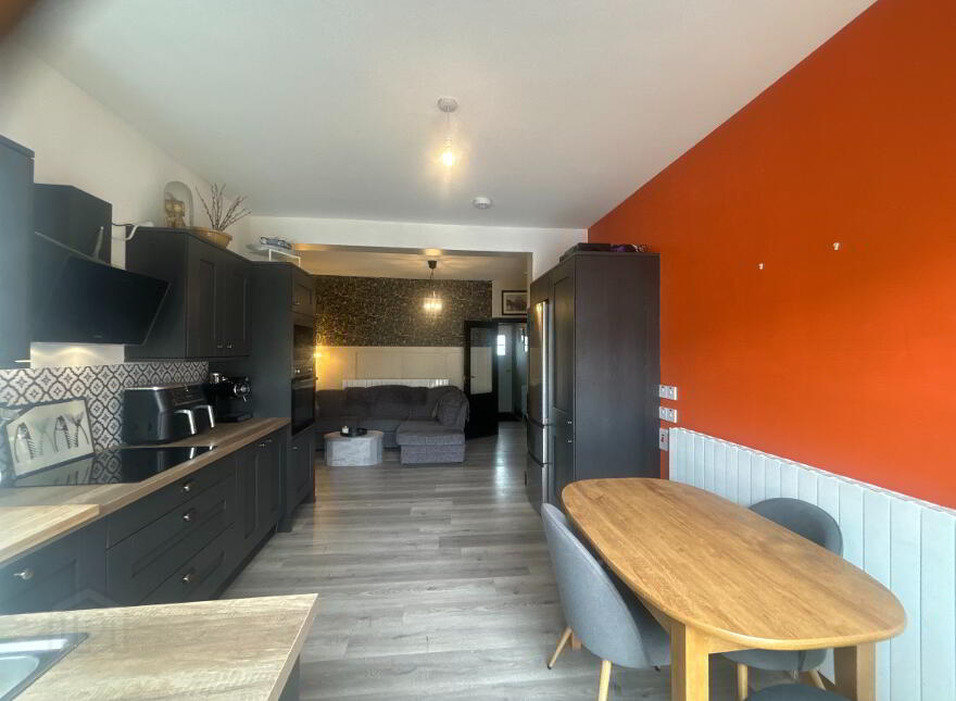 9 Laburnum Square North Rd, Drogheda, A92XEH6