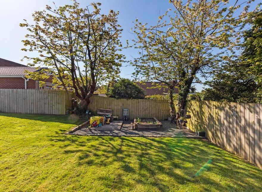4 Glenmillan Drive, Belfast, BT4 2JF