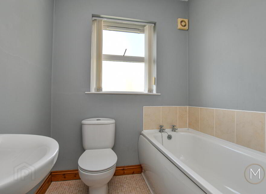20 The Oaks, Larne, BT40 2UB