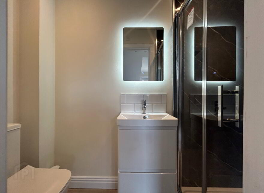 Ulsterville Gardens, Belfast, BT9 7BA