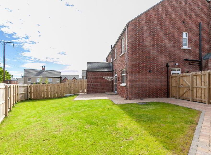 67 Charlestown Hall Lane, Lisburn, BT28 0AH
