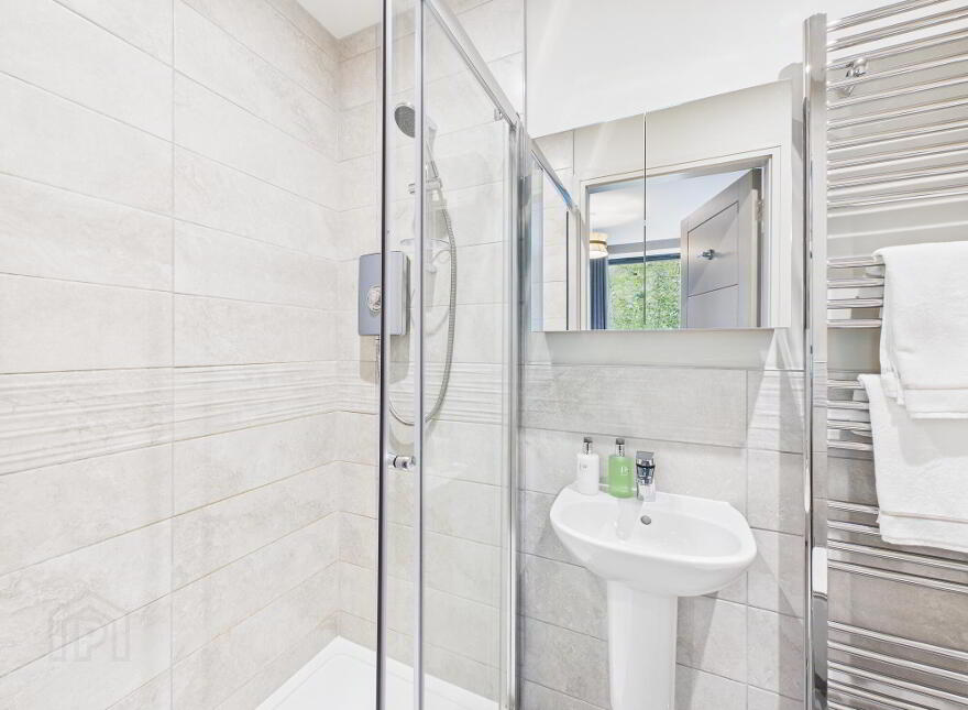 Apartment 13 Lesley Parklands 60 Knocknagoney Road, Belfast, BT4 2FU