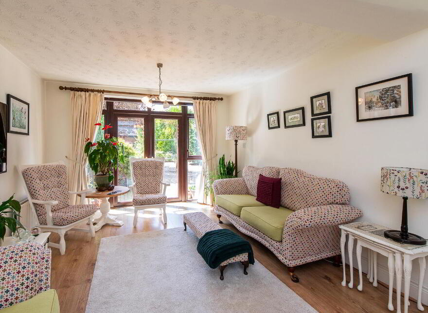 9 Upper Station Road, Greenisland, Carrickfergus, BT38 8RQ