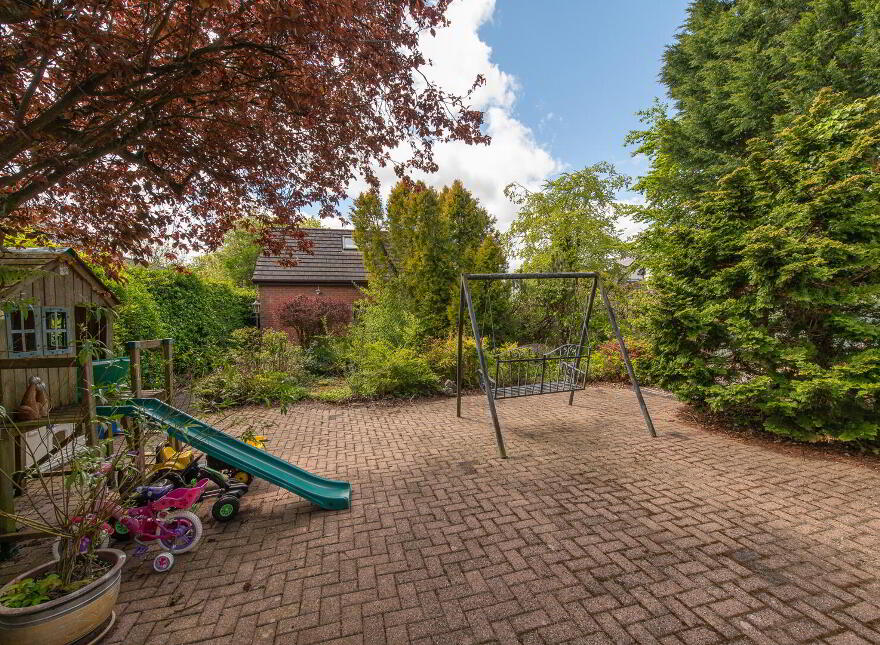 9 Upper Station Road, Greenisland, Carrickfergus, BT38 8RQ