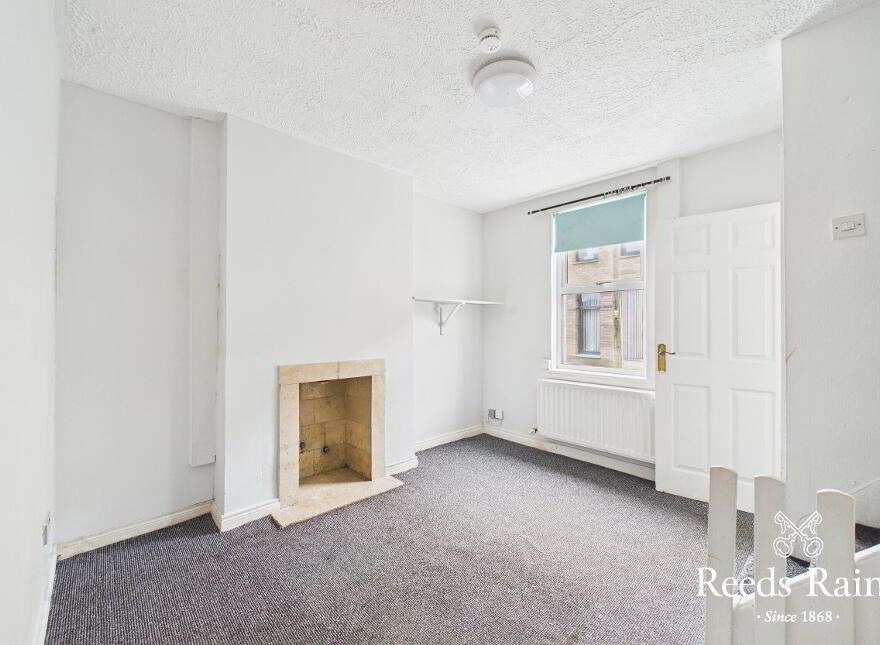 2 Graham Street, Lisburn, BT27 5HU
