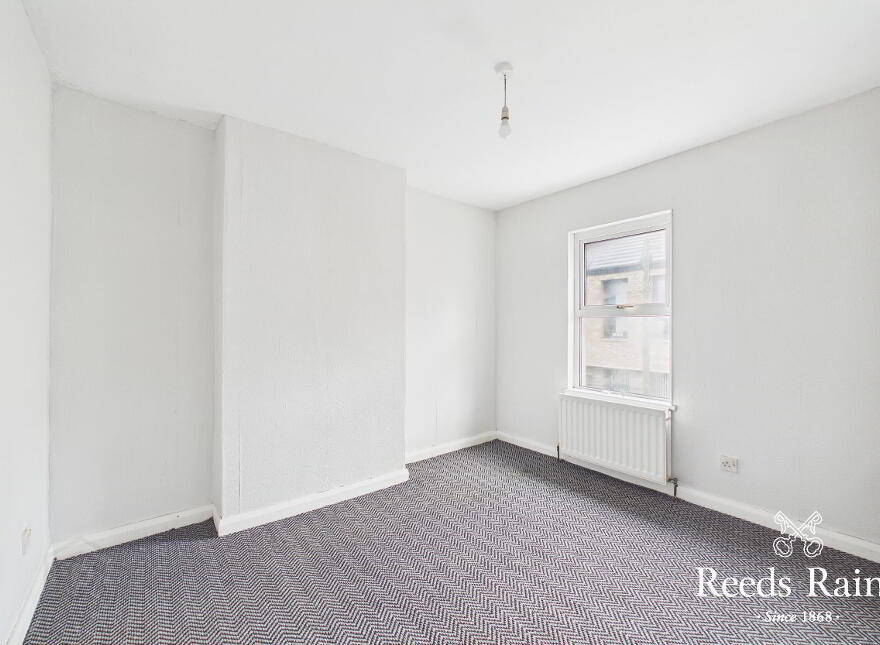 2 Graham Street, Lisburn, BT27 5HU