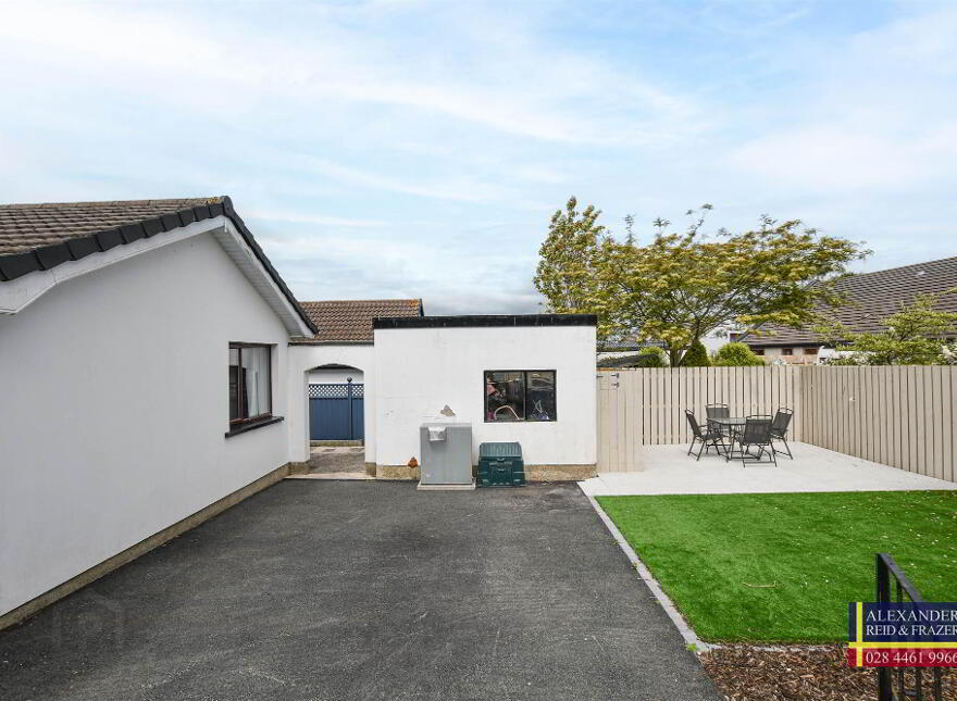 146 Bishops Brae Avenue, Downpatrick, BT30 6TQ