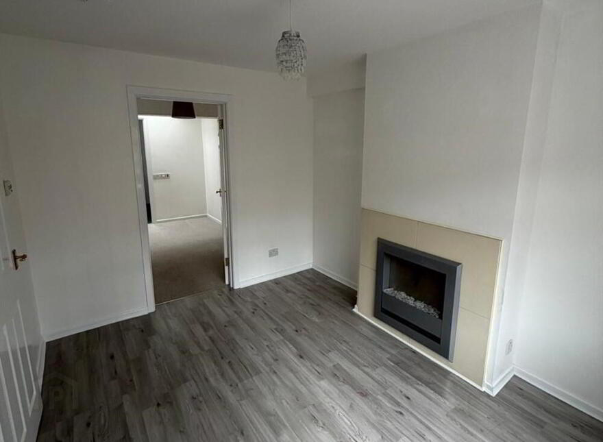 11 Beattie Park Central, Dunmurry, Belfast, BT17 9BE
