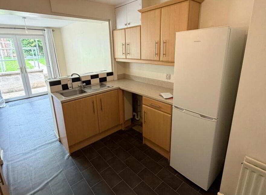 11 Beattie Park Central, Dunmurry, Belfast, BT17 9BE