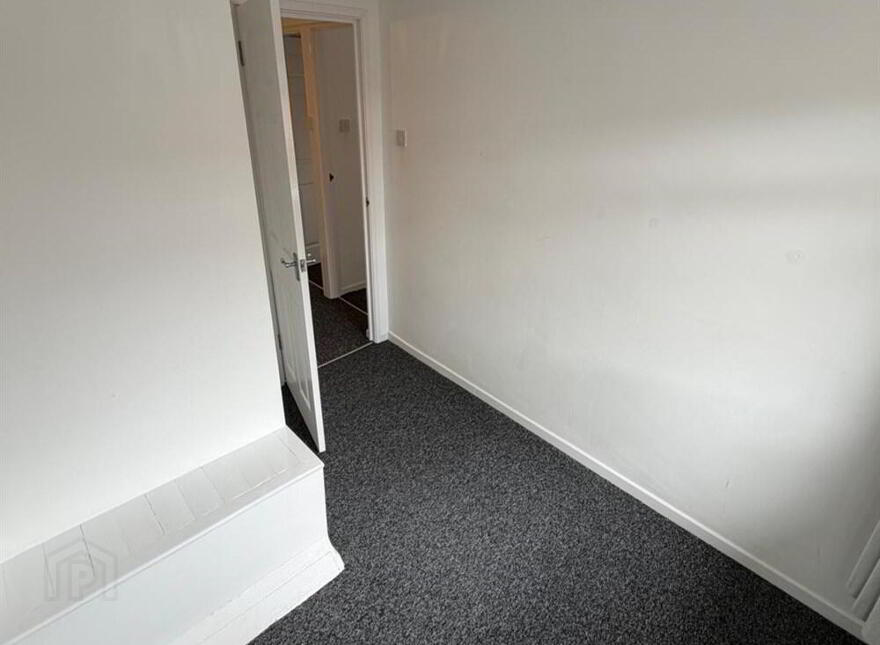 11 Beattie Park Central, Dunmurry, Belfast, BT17 9BE