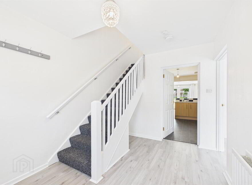 11 Beattie Park Central, Dunmurry, Belfast, BT17 9BE