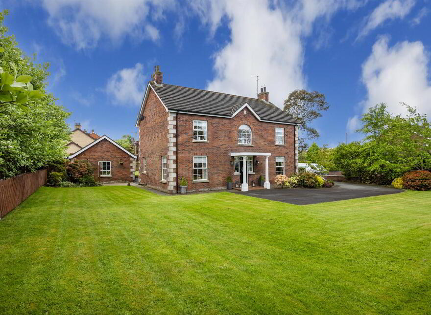 1 The Meadows, Downpatrick, BT30 6LN