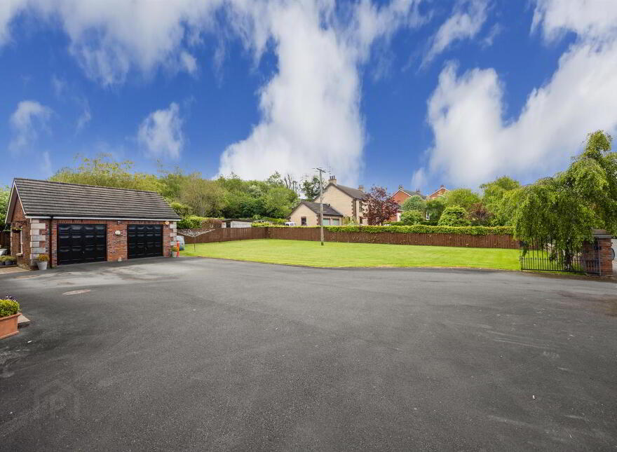 1 The Meadows, Downpatrick, BT30 6LN