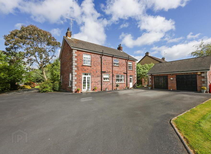 1 The Meadows, Downpatrick, BT30 6LN