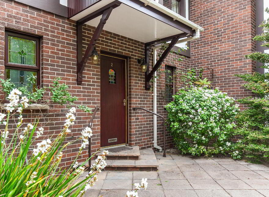 2 Lorne Lane, Station Road, Holywood, BT18 0NW