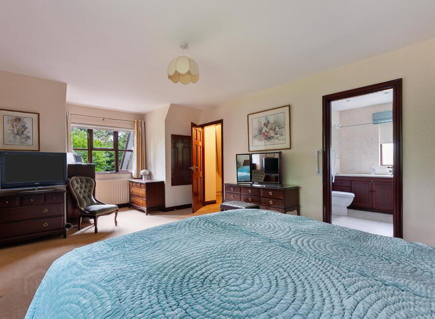 2 Lorne Lane, Station Road, Holywood, BT18 0NW
