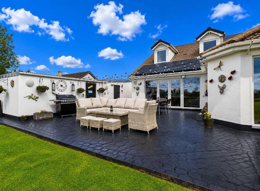Inistioge, Ratoath Road, Raystown, Ratoath, A84XV30
