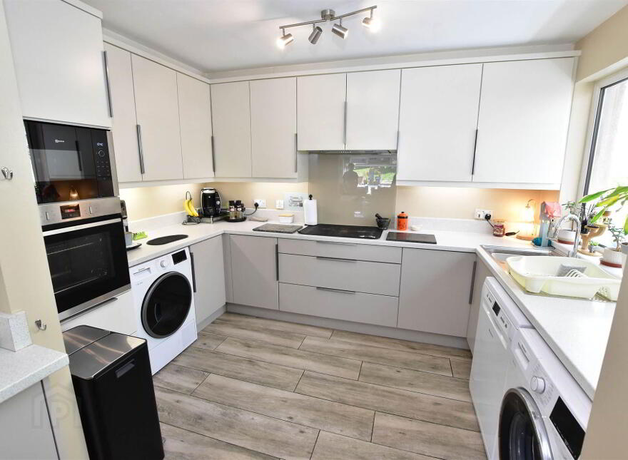 'SHALOMAR', 15 Beverley Walk, Newtownards, BT23 7UQ