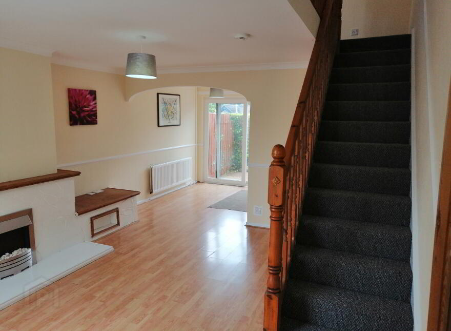28 Dromore Road, Carrickfergus, BT38 7PJ