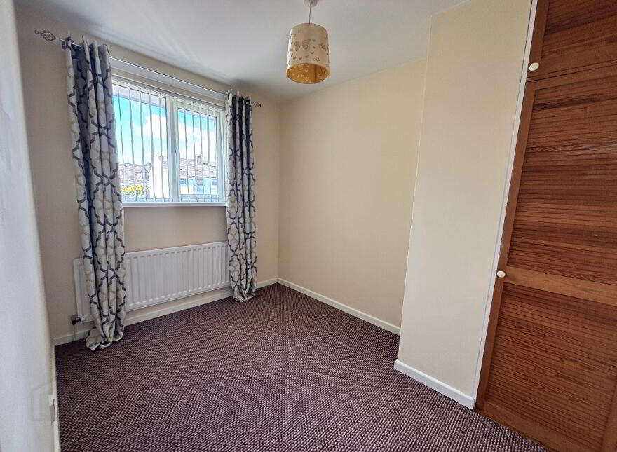 28 Dromore Road, Carrickfergus, BT38 7PJ