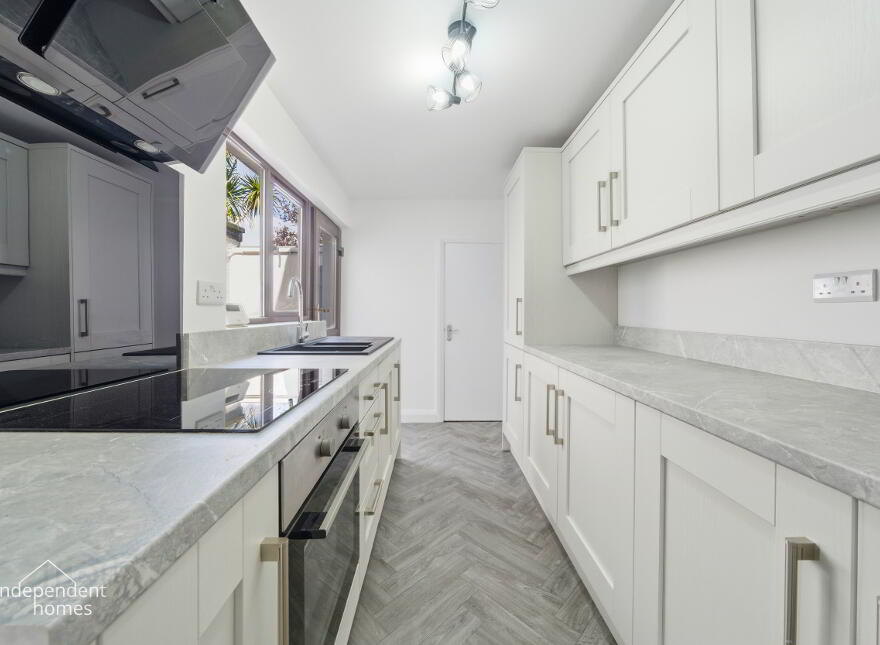 28 Upper Waterloo Road, Larne, BT40 1HD