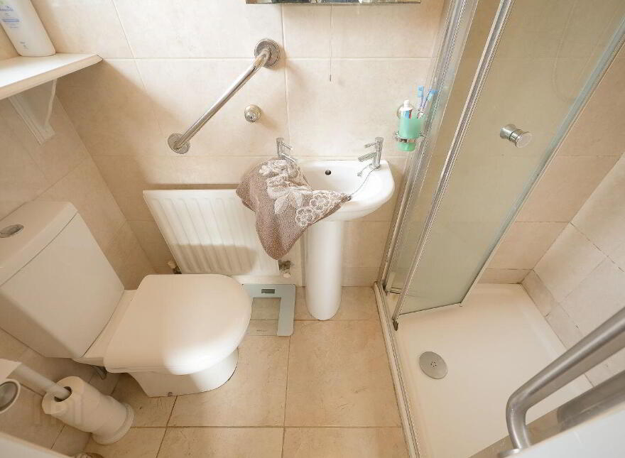 Atlantic View, Fennell's Bay, Myrtleville, Crosshaven, P43NV26