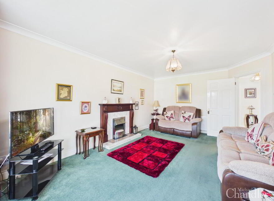 30 Beechwood Grove, Belfast, BT8 7UR