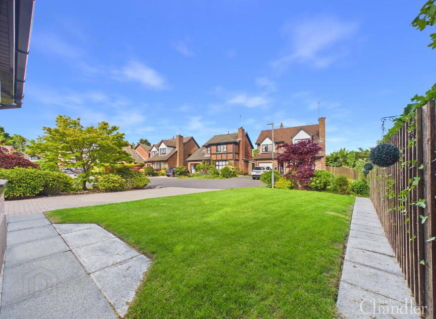 30 Beechwood Grove, Belfast, BT8 7UR