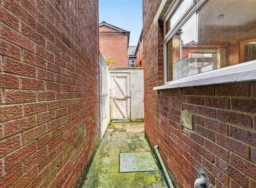 111 Edinburgh Street, Belfast, BT9 7DT