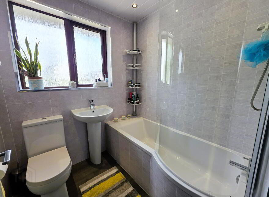 226 Killowen Grange, Lisburn, BT28 3JG