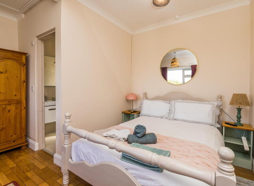 Ashtree Cottage, Greenhall Upper, Newtowncashel, N39WK72