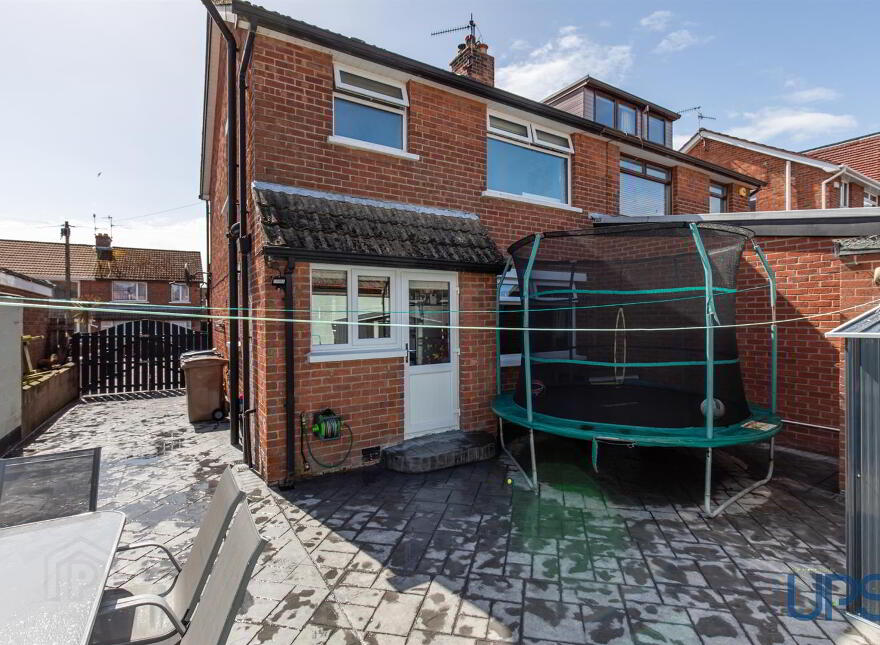 91 Stewartstown Park, Stewartstown Road, Belfast, BT11 9GJ