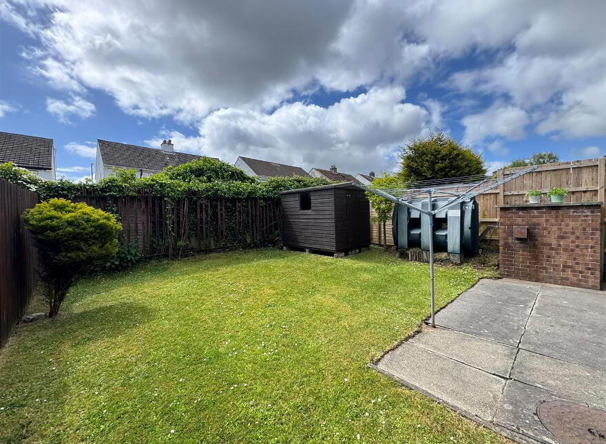 17 Bleach Green Court, Whiteabbey, Newtownabbey, BT37 0DZ