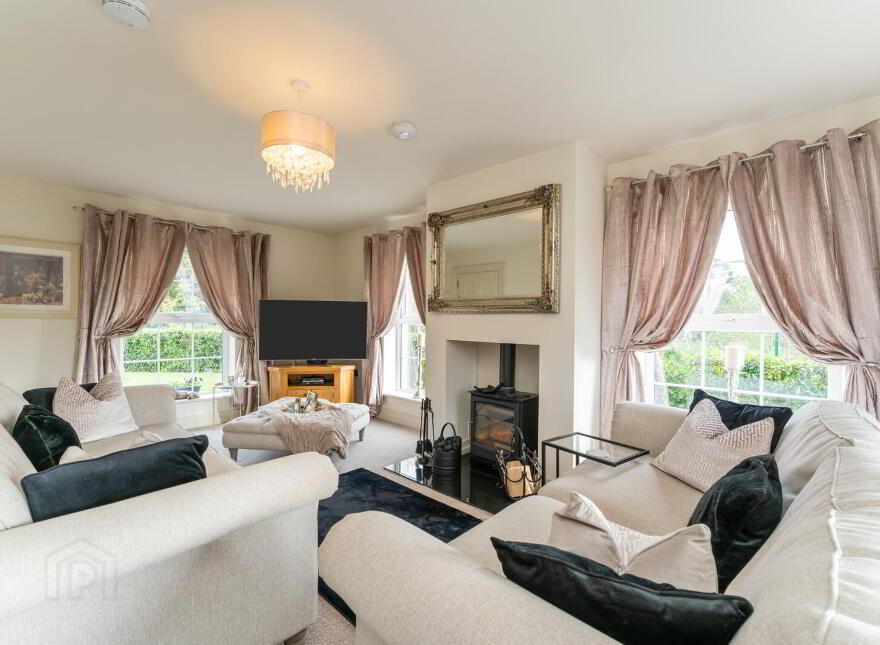 7 Millmount Village Court, Dundonald, Belfast, BT16 1AX