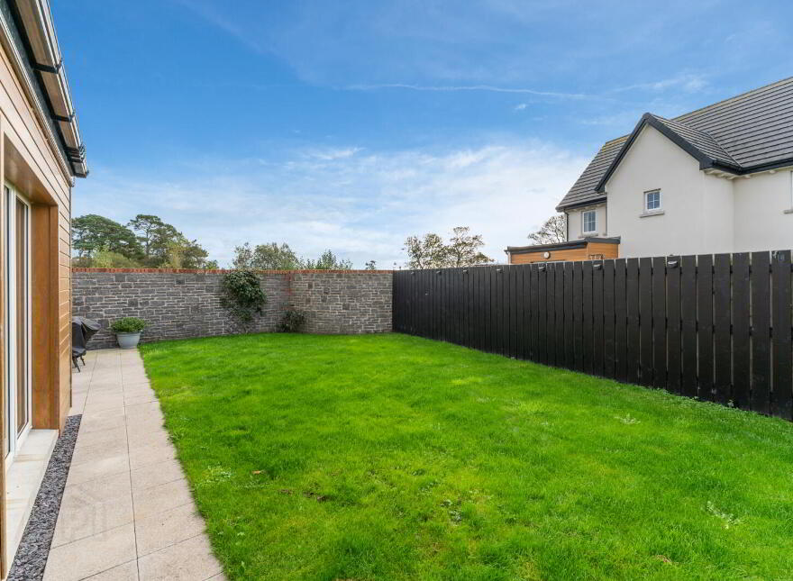 7 Millmount Village Court, Dundonald, Belfast, BT16 1AX