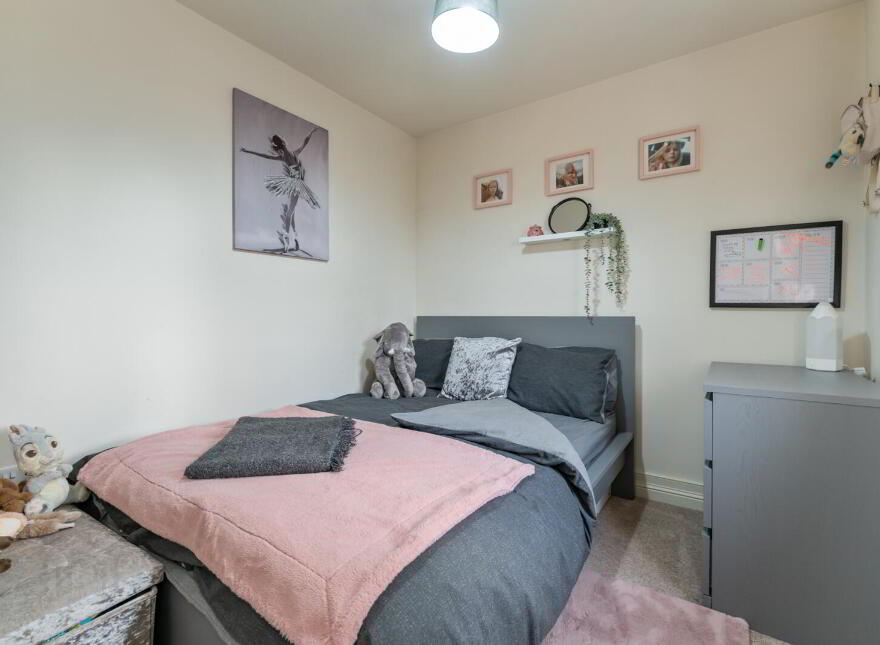 7 Millmount Village Court, Dundonald, Belfast, BT16 1AX