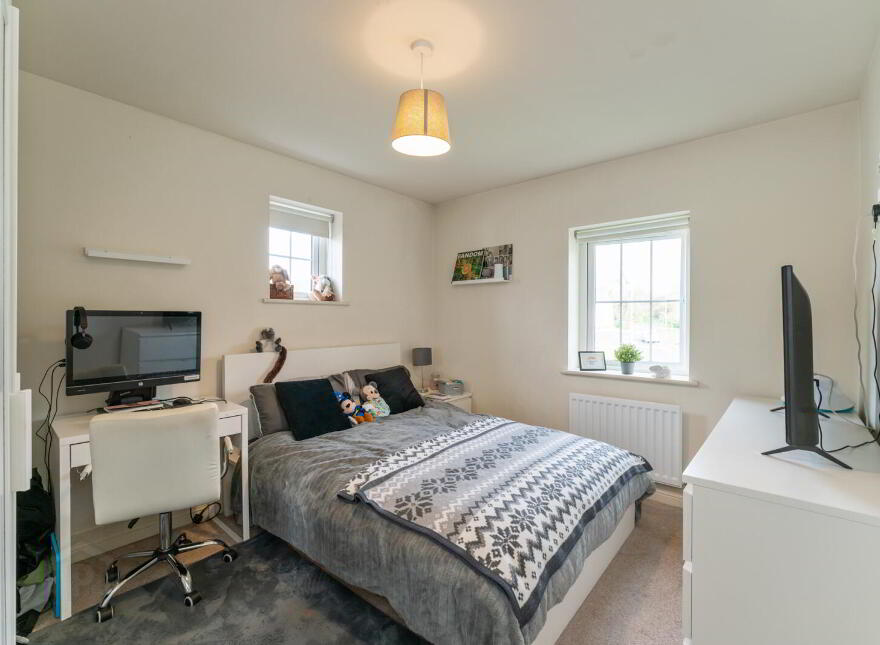 7 Millmount Village Court, Dundonald, Belfast, BT16 1AX