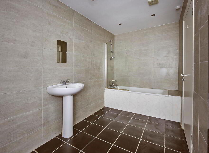 87a Donaghadee Road, Bangor, BT20 4NJ