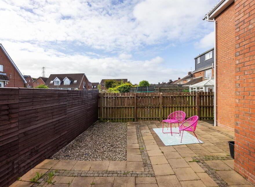 2A Carnbrae Avenue, Newton Park, Castlereagh, Belfast, BT8 6NH