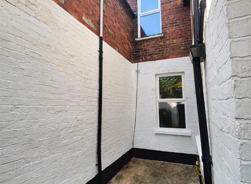 27 Willowbank Gardens, Belfast, BT15 5AH