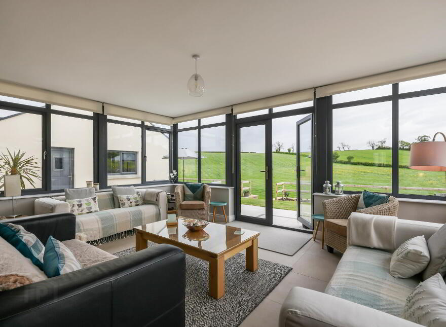 59 Ashgrove Walk, Comber, Newtownards, BT23 5PJ