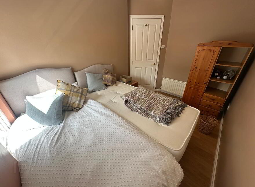 Fairway Apartments, 7 16-18 Coast Road, Cushendall, BT44 0RU